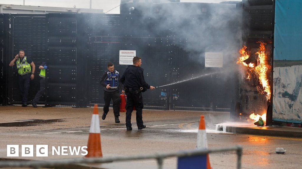 Dover migrant centre: Attacker had no far-right links, says MP