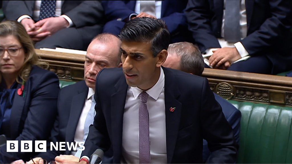 Sunak and Starmer clash over bully allegations at PMQs… in 71 seconds