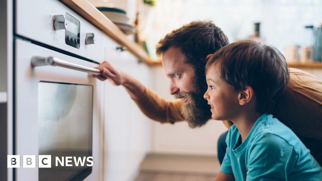 Energy bills to rise to £3,000 a year from April