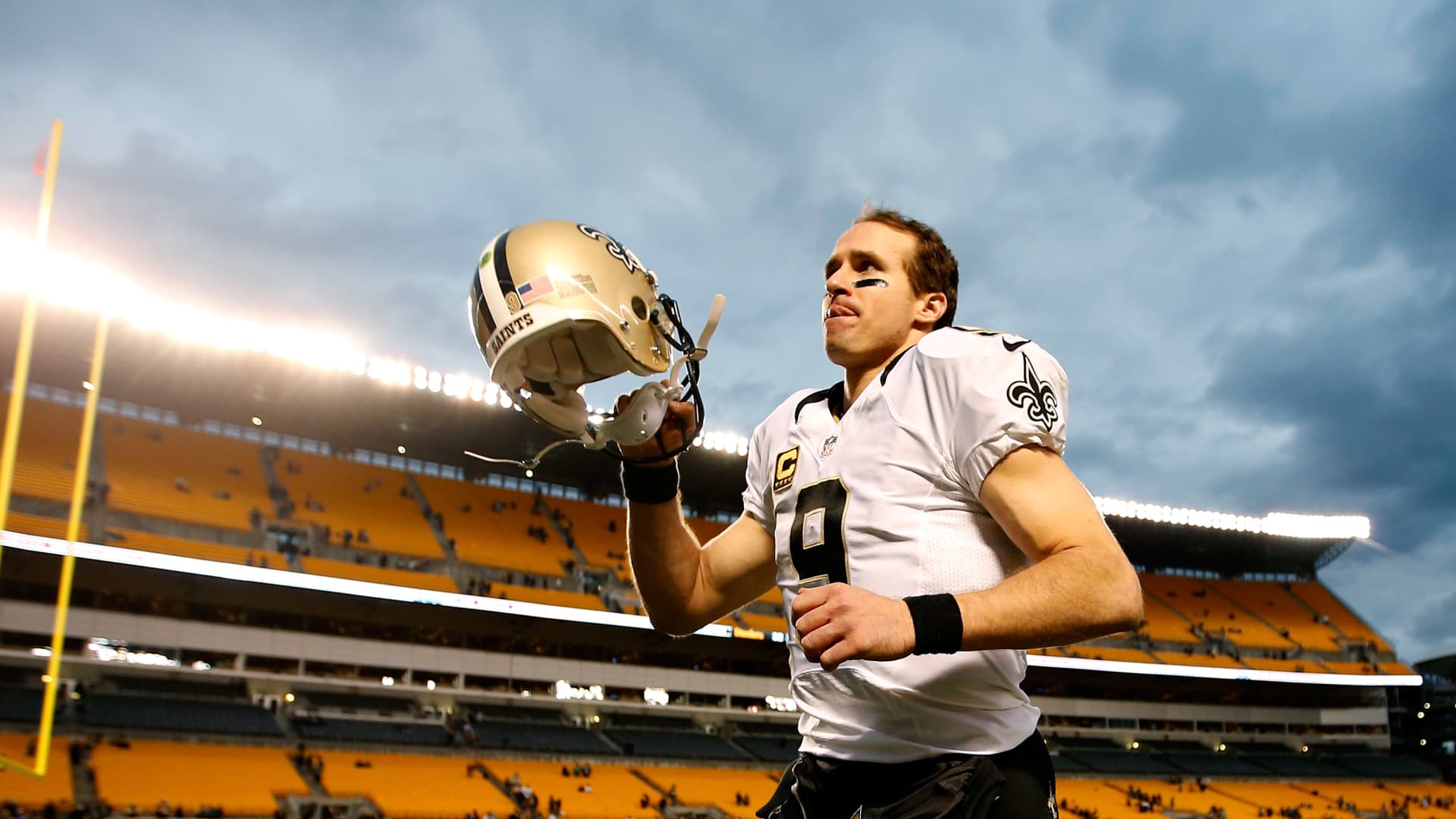 Drew Brees lightning strike is fake, promotional stunt for online sportsbook