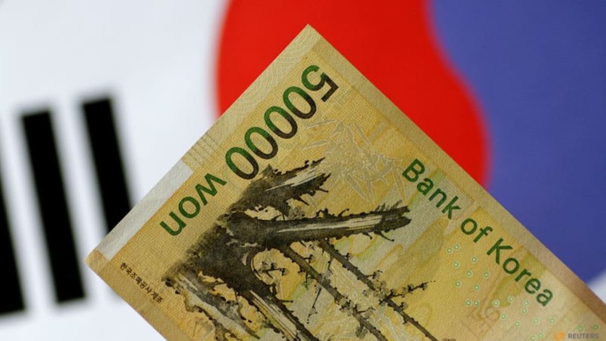 S Korea central bank to closely monitor FX rates, capital flows