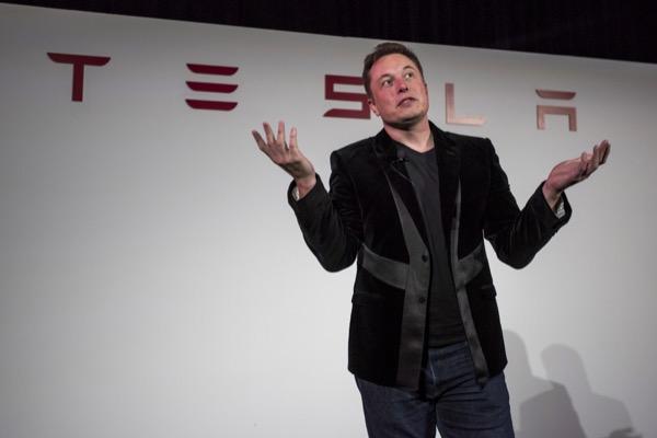 Tesla market cap plunges and Nasdaq 100 sinks