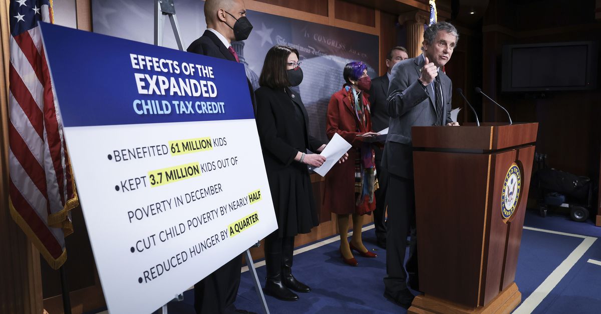 Inside the fight for an end-of-year deal to expand the child tax credit