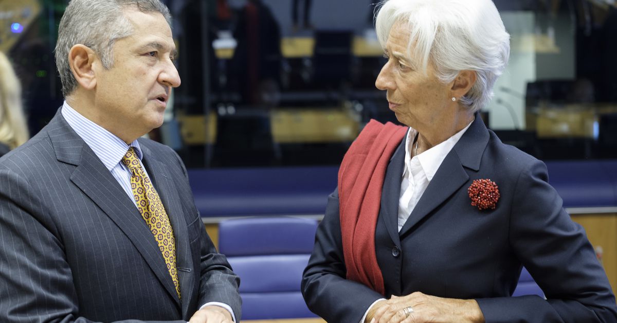 Ban Energy-Intensive Crypto, Says ECB Official