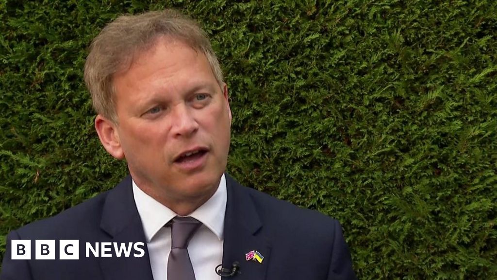 Shapps on anti-strike laws: ‘There has to be a minimum safety level’
