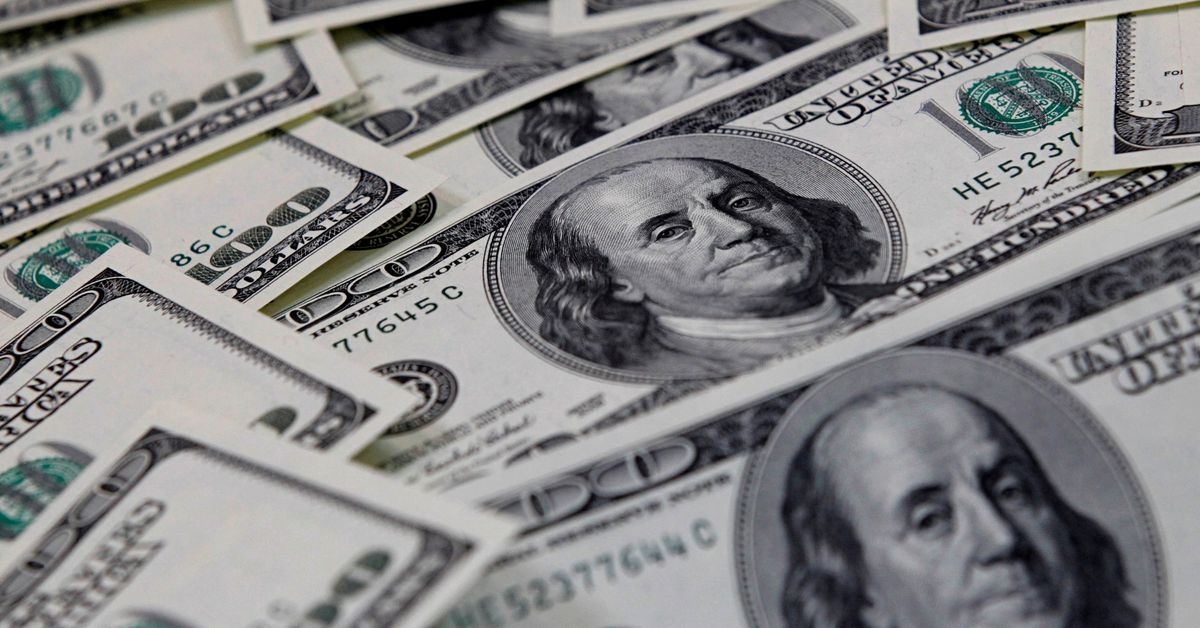 FOREX Dollar wavers after Fed minutes offer few surprises