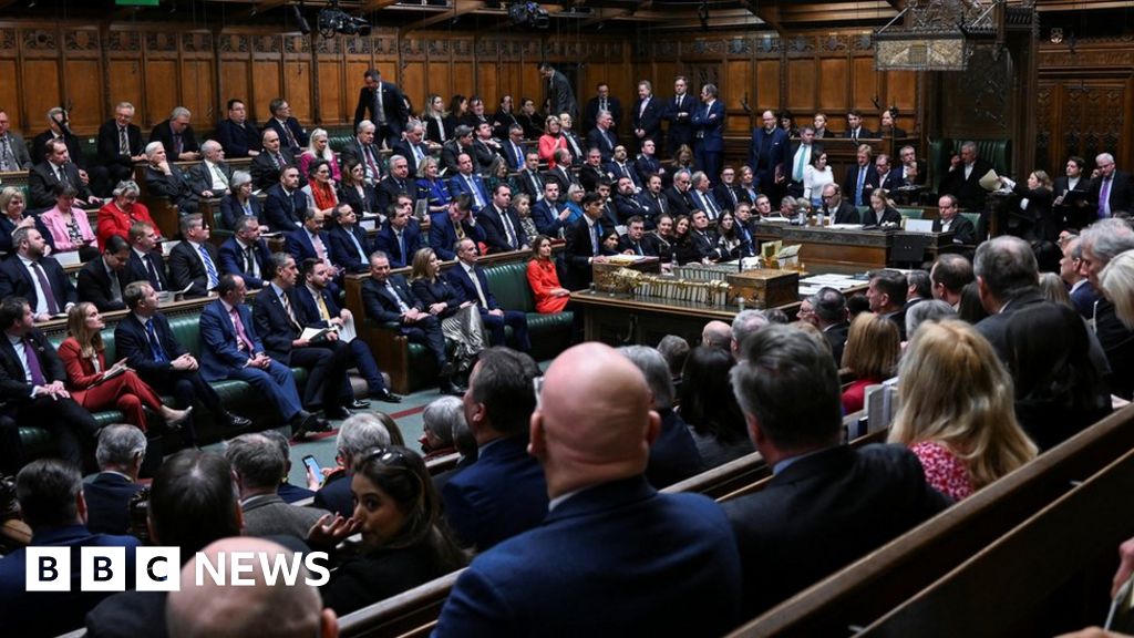 MPs' pay will increase by 2.9% in April