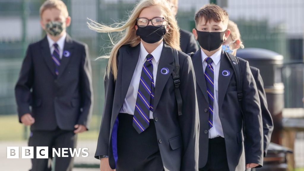 School face masks worn in England to avoid Covid row with Scotland – claims