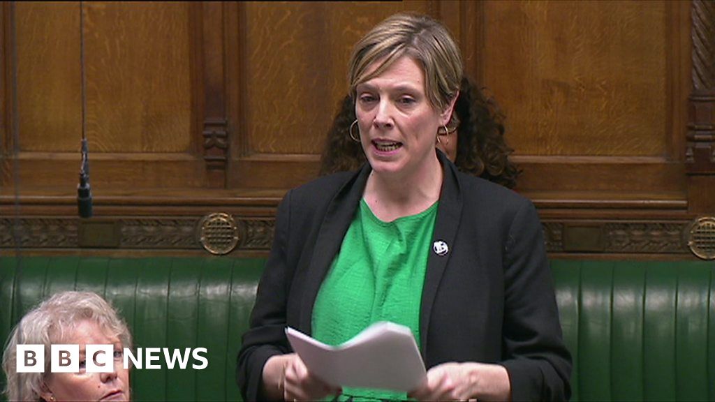 Jess Phillips reads out list of women killed by men in the last year