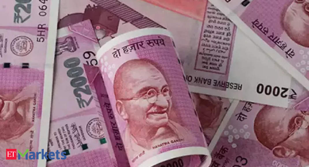 Rupee falls 11 paise to 82.76 against US dollar in early trade – The Economic Times Video