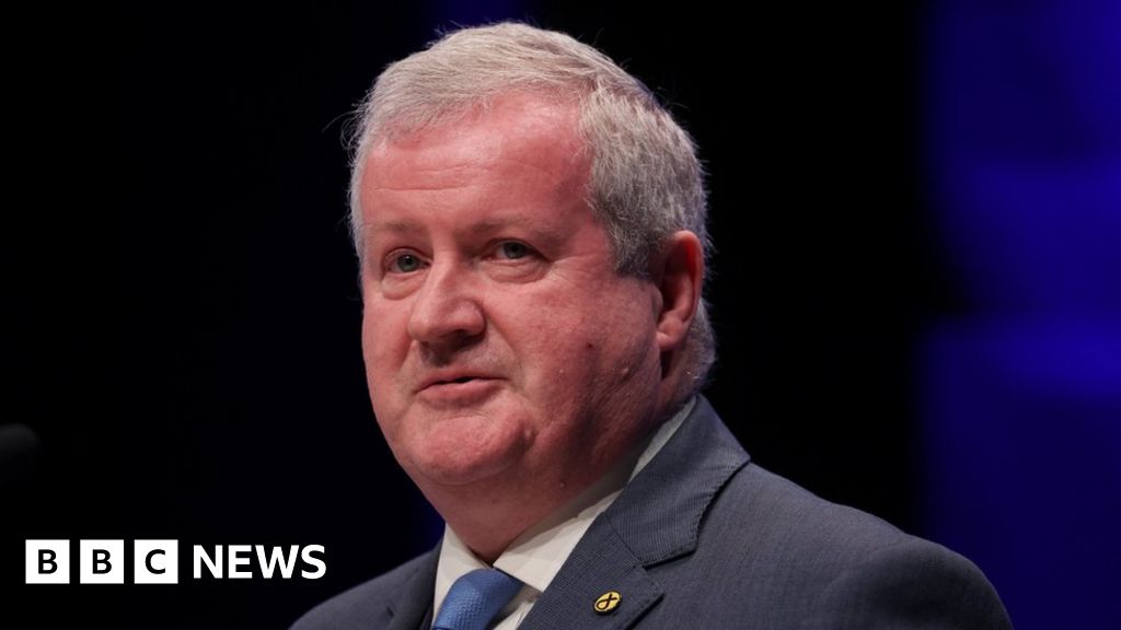Blackford issues unity call as SNP faces 'challenging period'