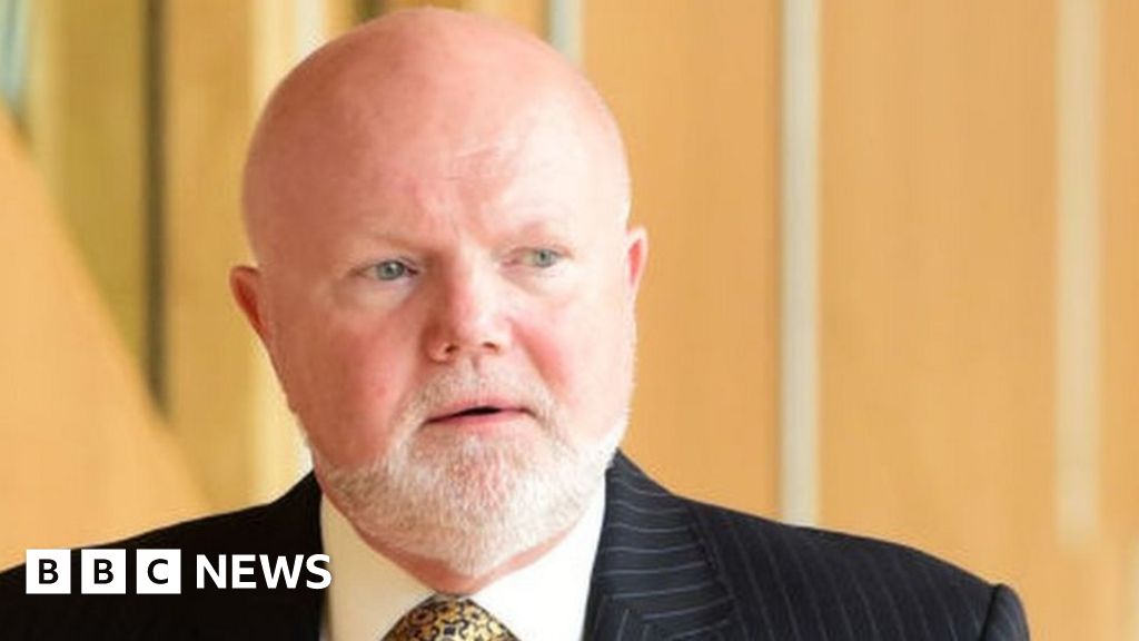 SNP treasurer Colin Beattie released without charge