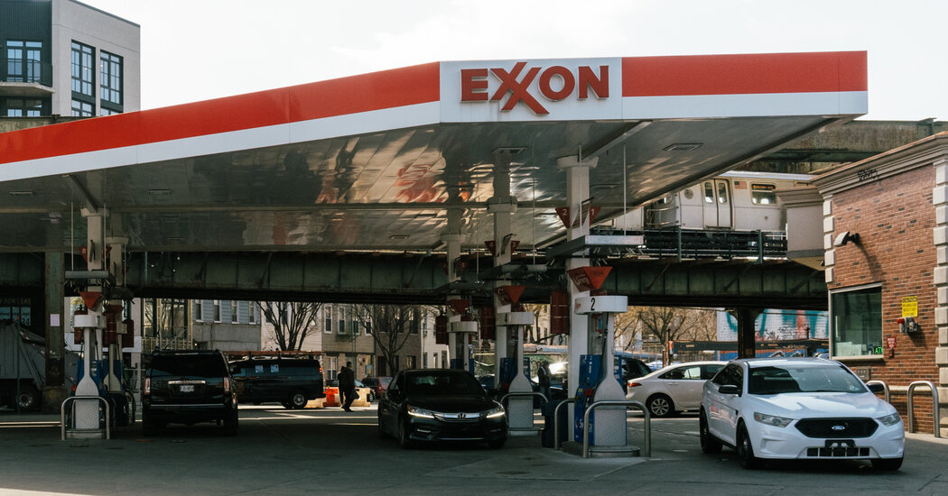 Exxon and Chevron Report More Modest Profits as Oil Prices Ease