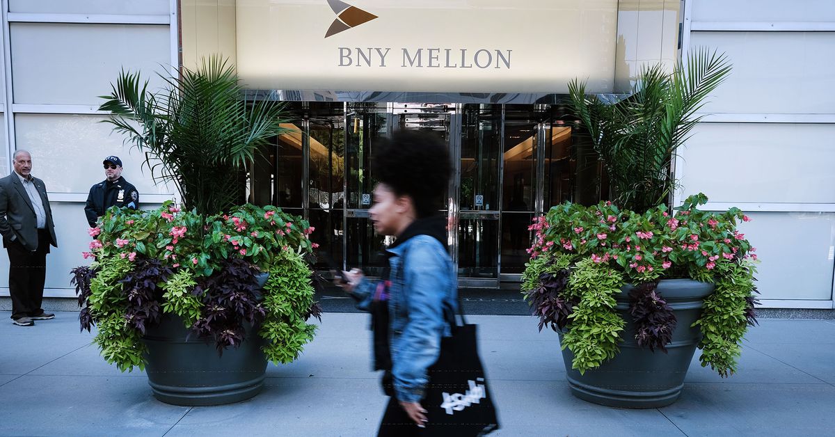 BNY Mellon CEO Says the Bank Is Going 'Incredibly Slow' on Crypto