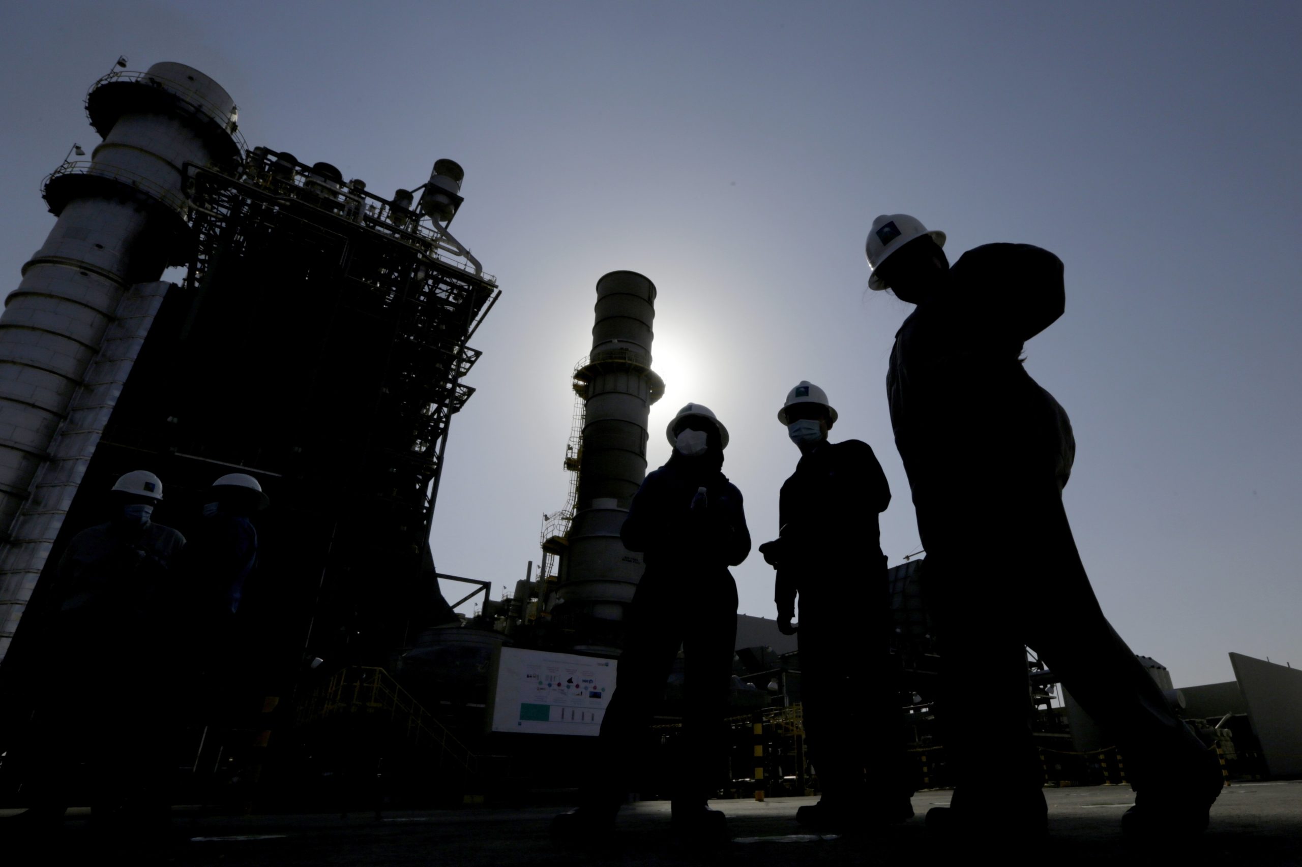 Saudis, other oil giants announce surprise production cuts