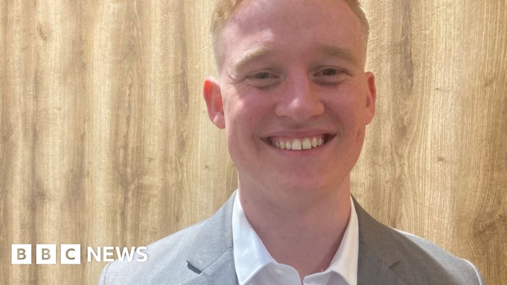 Local elections 2023: Leader ousted by 22-year-old as Tories lose council