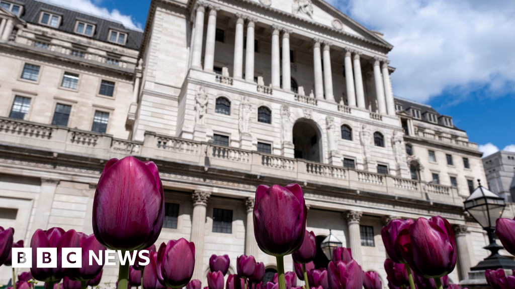 UK economy to avoid recession this year, says Bank