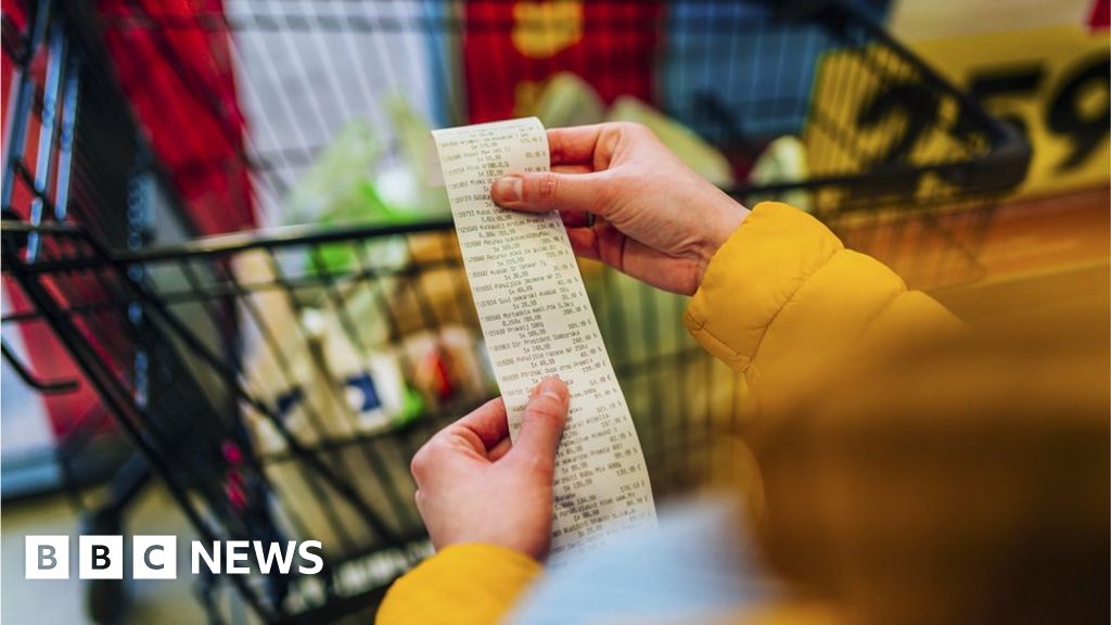 Plans for supermarket price cap on basic food