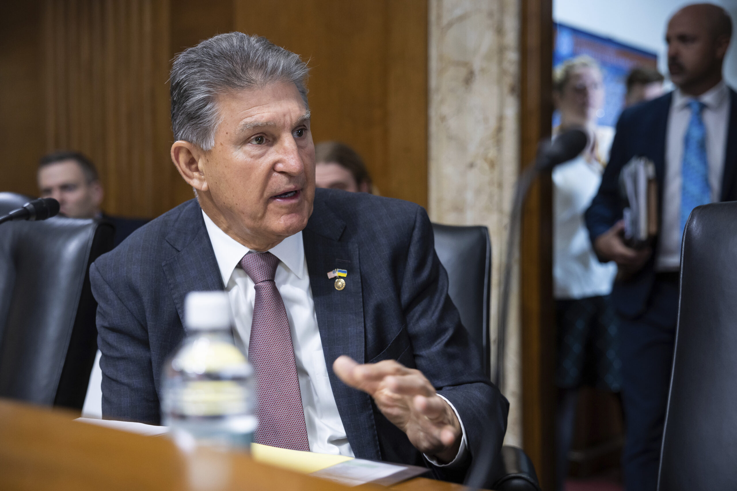 Manchin vows to oppose all Biden’s EPA nominees over climate plan