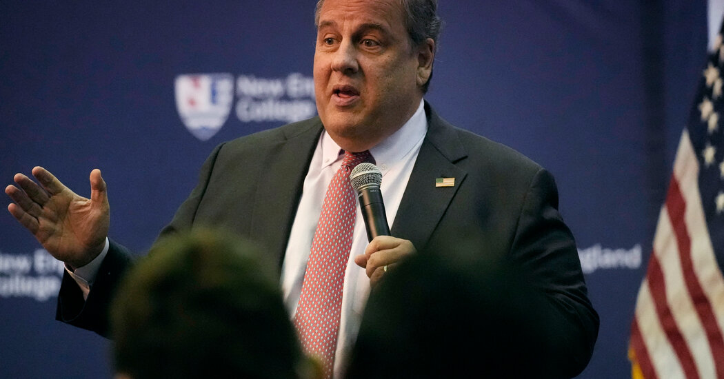 Chris Christie Formally Enters ’24 Race, as He Takes Square Aim at Trump