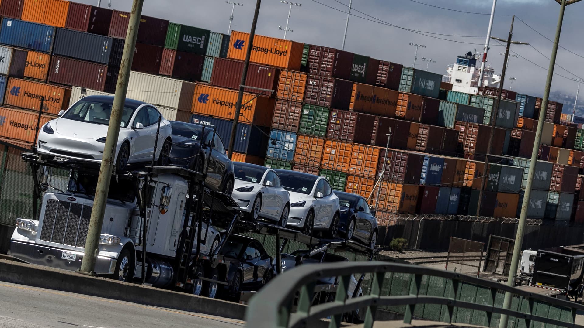 West Coast ports shut after union workers walk off job over wages