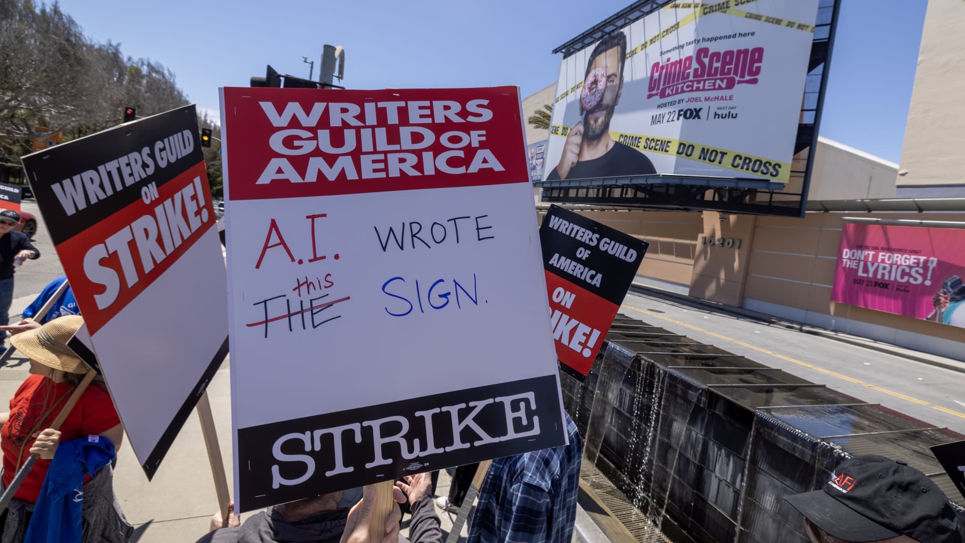 A.I. worries Hollywood actors as they enter union talks