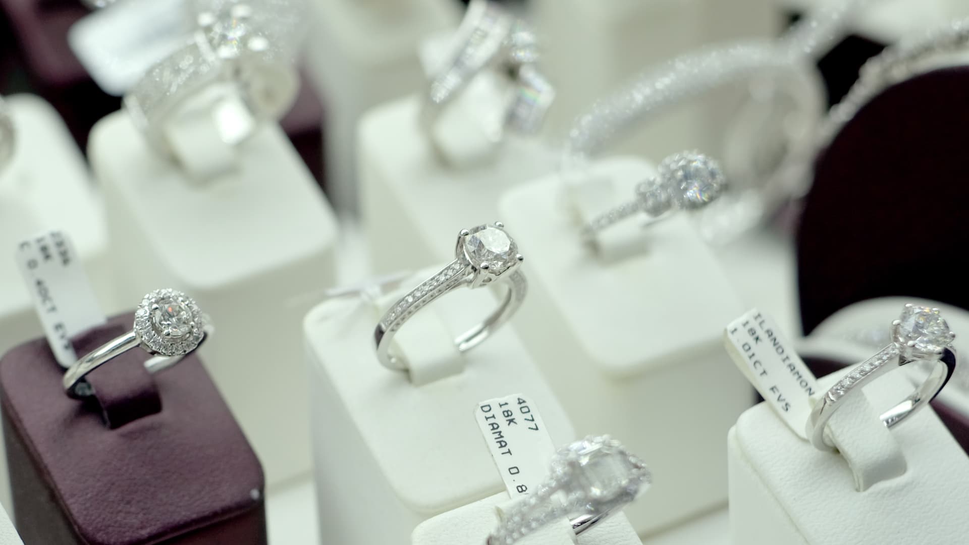 Diamond prices have fallen 18% from their peak, and analysts predict more pain