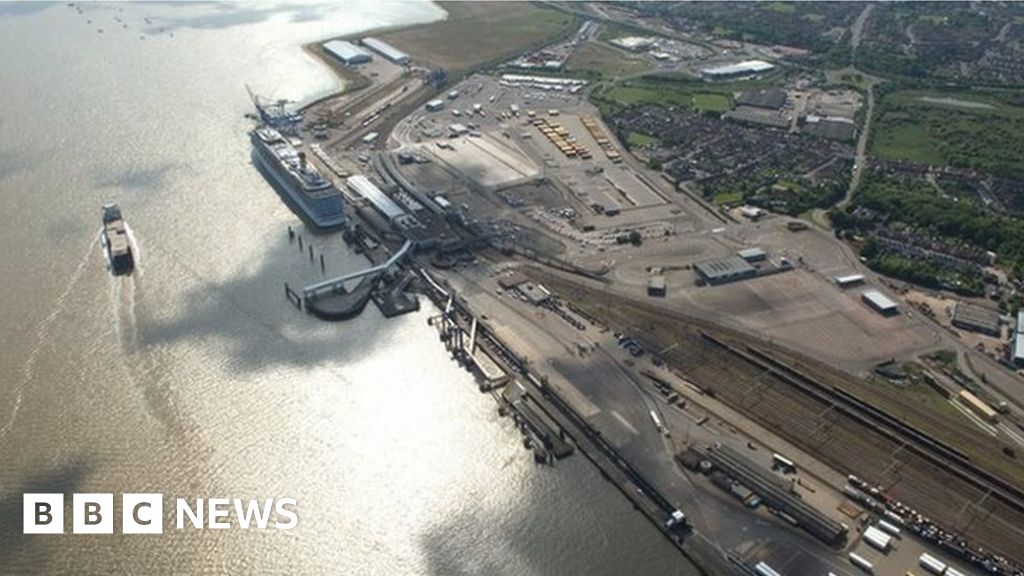 Harwich asylum seeker barge idea 'seen off', says MP