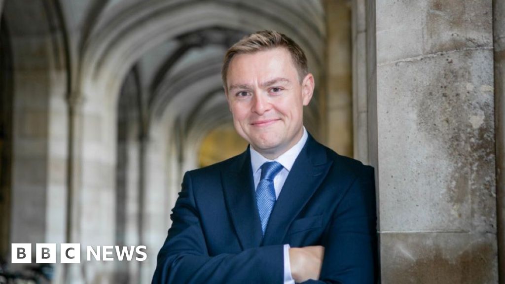 Health minister Will Quince to stand down as MP