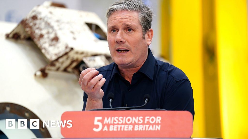 Sir Keir Starmer plans British jobs bonus on green energy investment
