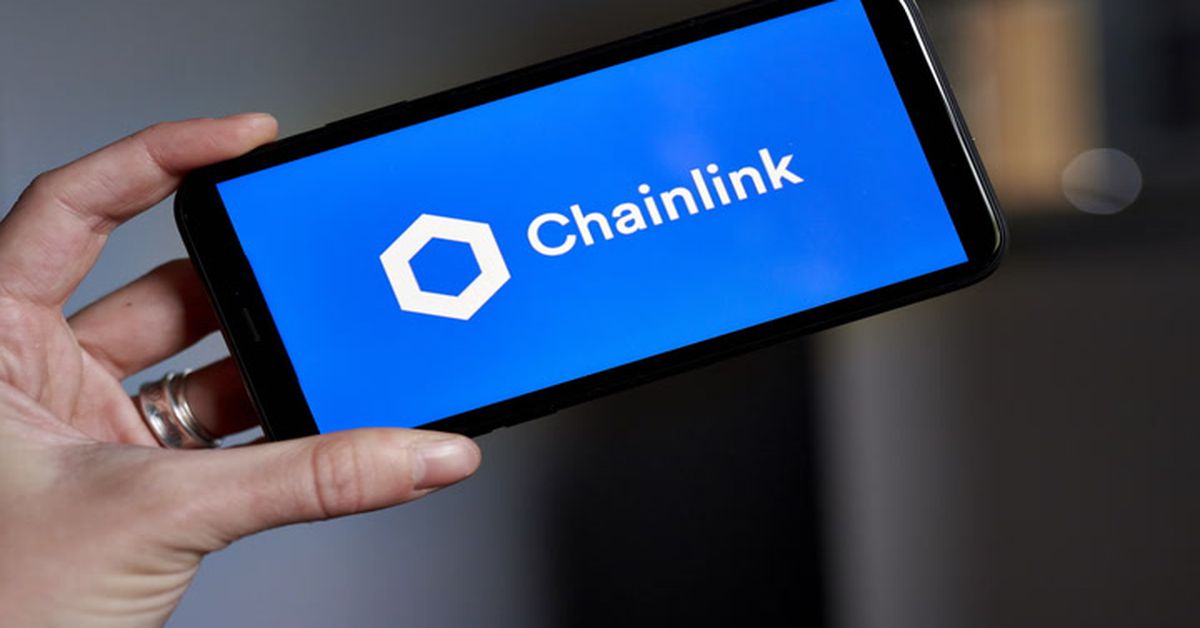 Chainlink Data Feeds Go Live on Celo