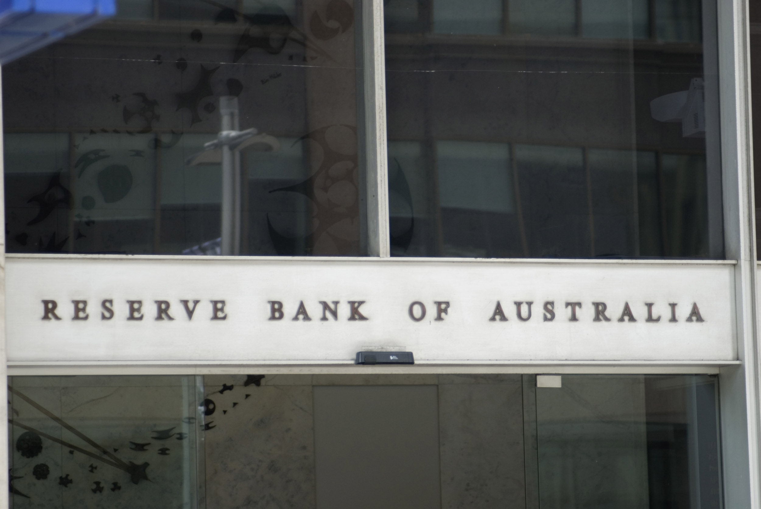 AUD/USD drifting lower ahead of RBA minutes