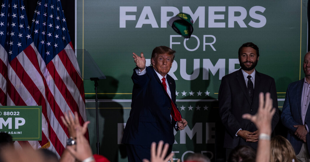 In Ag-Friendly Iowa, Trump Goes After DeSantis on Farming Issues