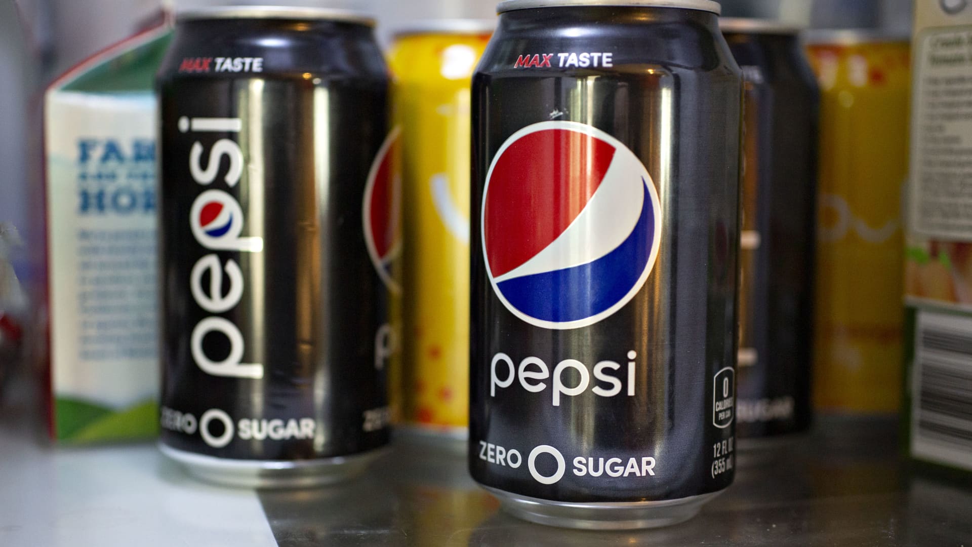 FDA says aspartame is safe, disagrees with WHO on possible cancer link