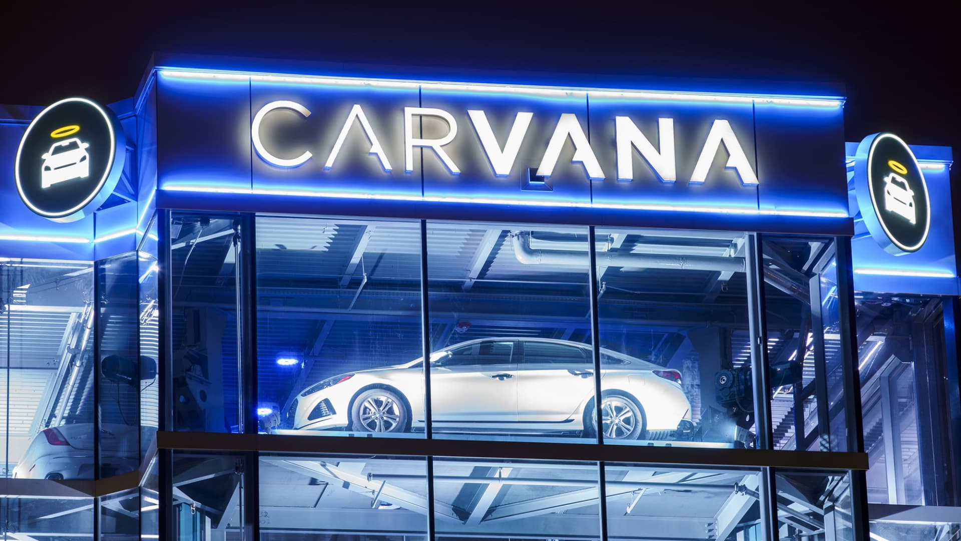 Carvana shares jump more than 20% on deal to reduce debt by $1.2 billion