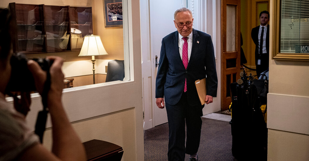 Schumer Asks Judicial Policymakers to End Single-Judge Divisions in Texas