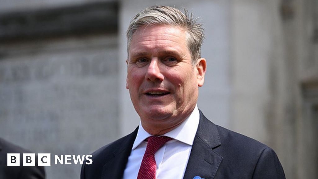 Labour leader pledges education reforms to break class barriers