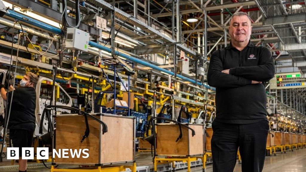 Fears for Vauxhall Luton van plant's future due to Brexit