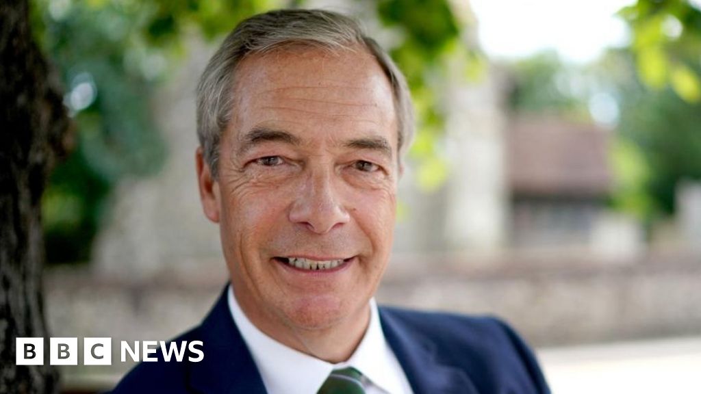 Nigel Farage launches website over de-banking 'scandal'