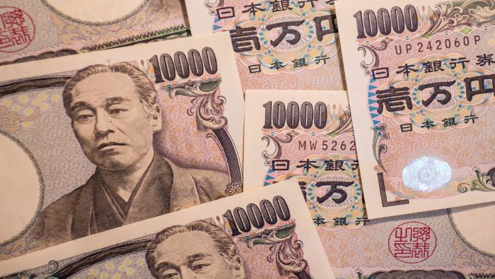 Carry Trade Continues Despite Intervention Talk