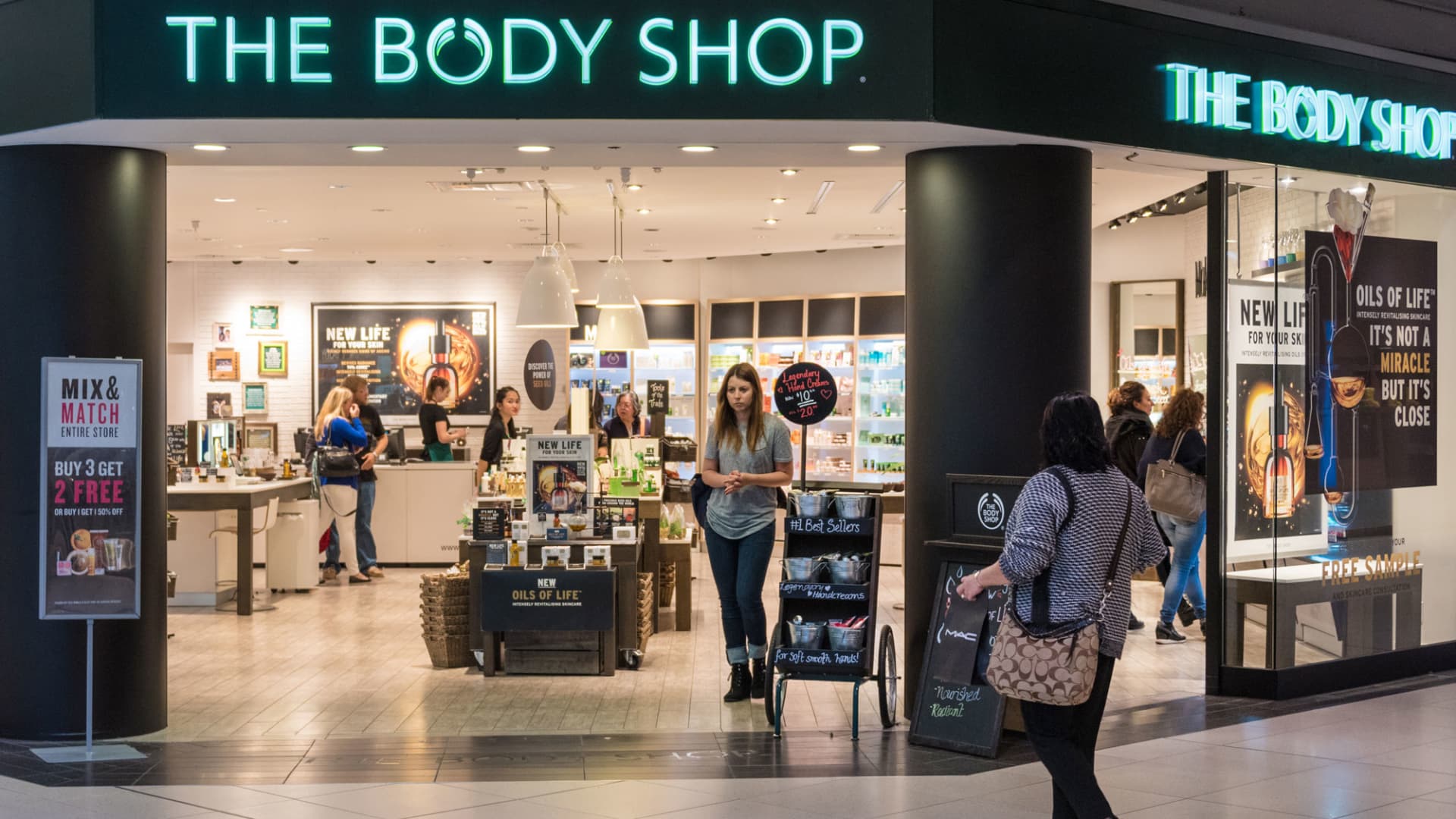 Avon owner Natura & Co considers sale of The Body Shop