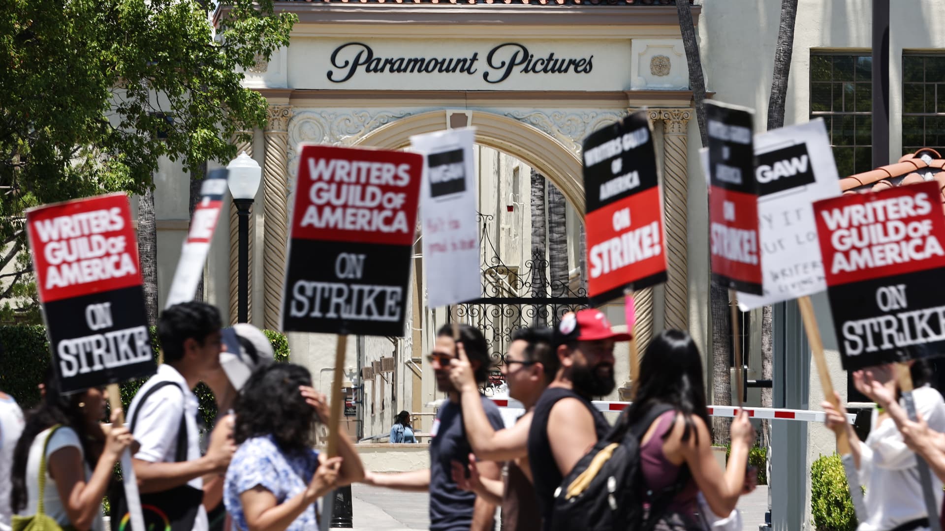 Labor unions are pushing hard for better pay and hours — and winning