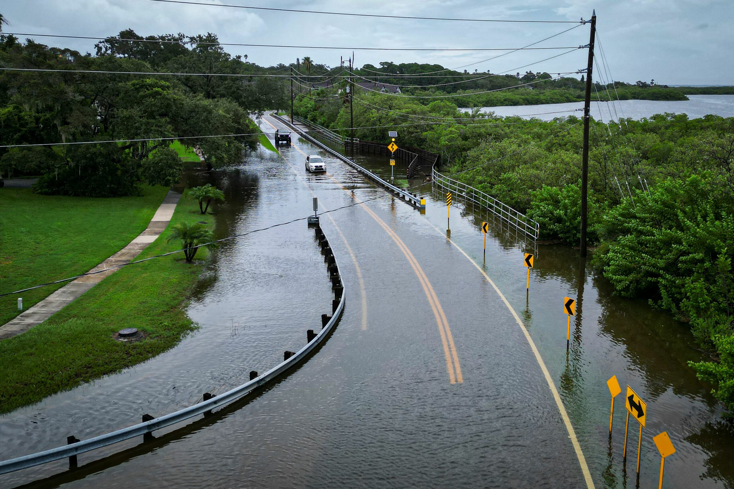 Idalia threatens ‘widespread’ outages across Florida