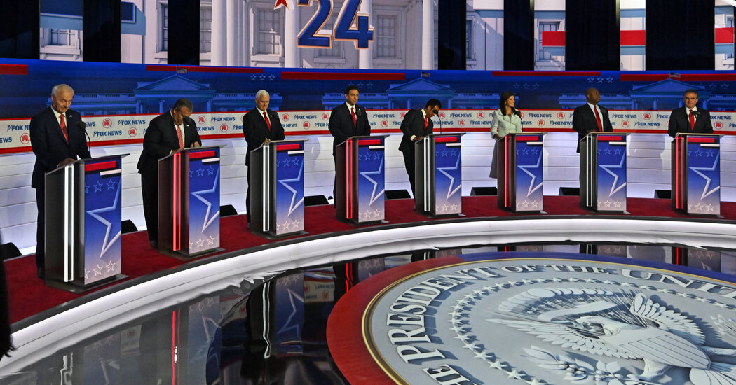 At the Republican Debates, Most Candidates Picked the Color Red
