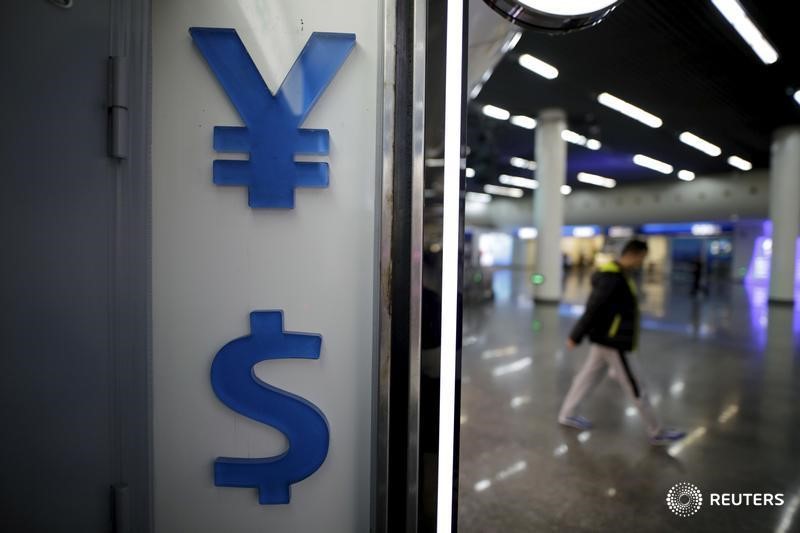 Asia FX sinks, yuan near 1-yr low after rate cut misses expectations By Investing.com