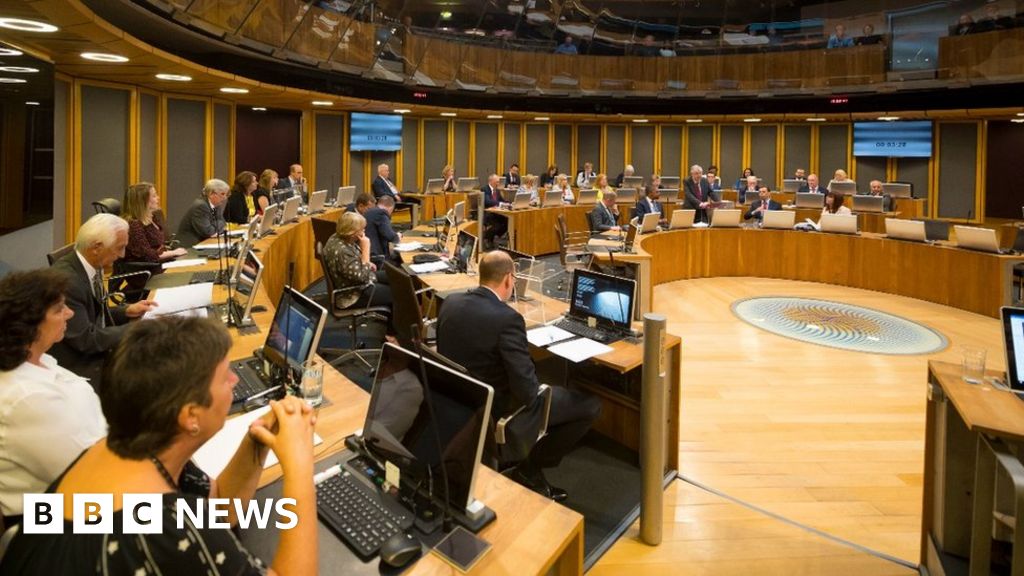 Senedd: 36 more Welsh Parliament members could cost extra £18m