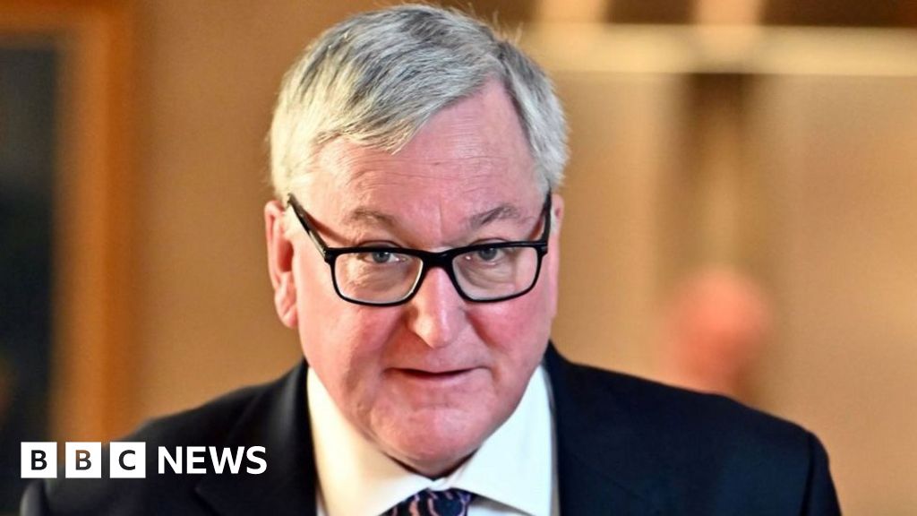 Ex-minister Fergus Ewing suspended from SNP over rebellions