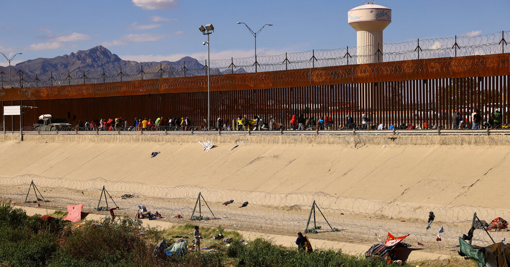 Unlawful Border Crossings Are Rising Fast After a Brief Decline