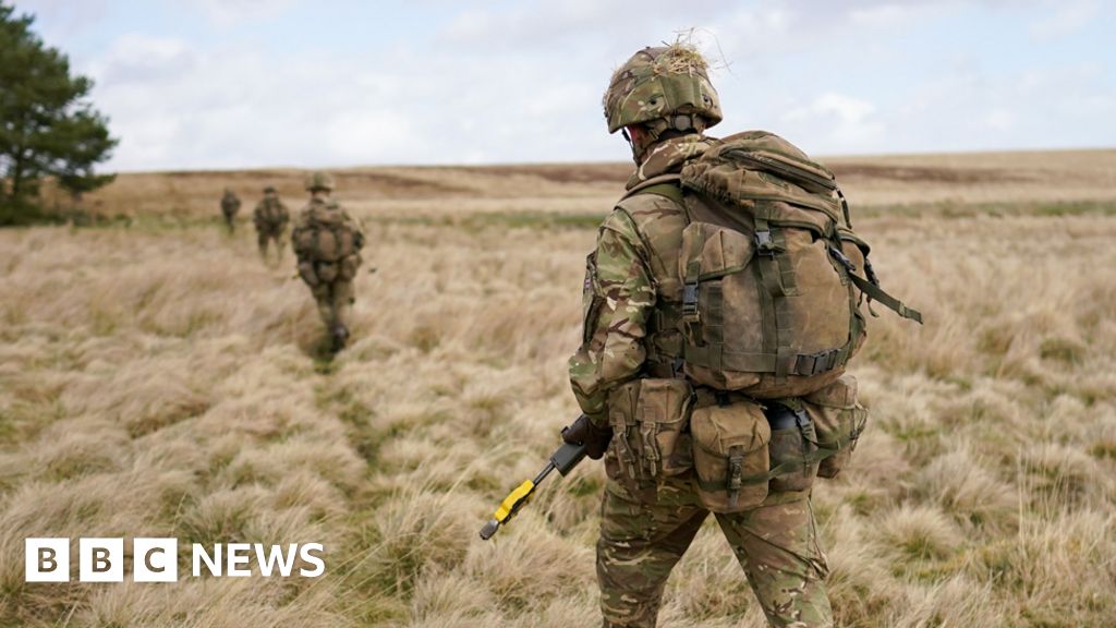 Army members allowed to give evidence to living standards inquiry