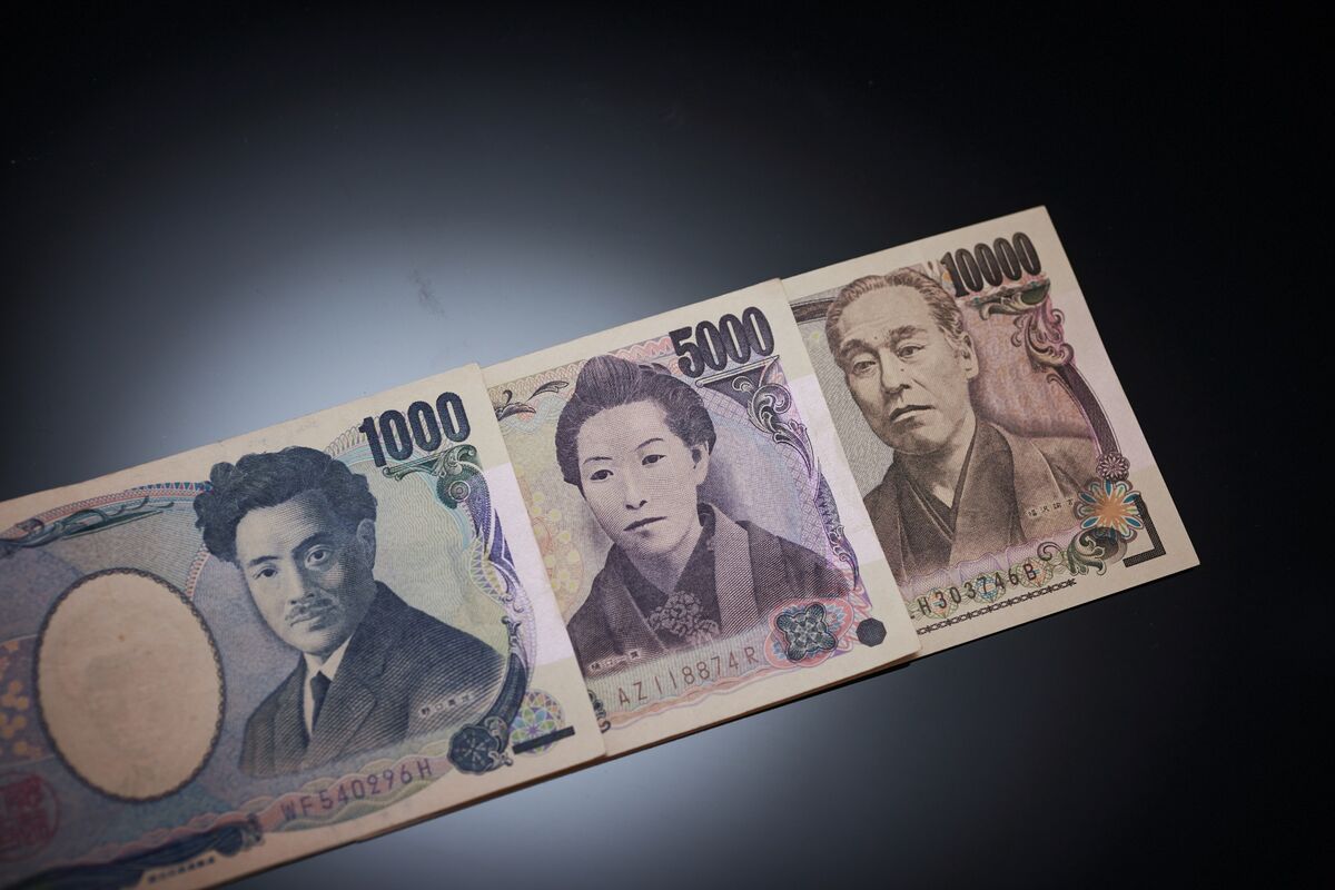 Middle-Aged Salarymen Amp Up FX Trades to Exploit Volatile Yen (JPY USD)